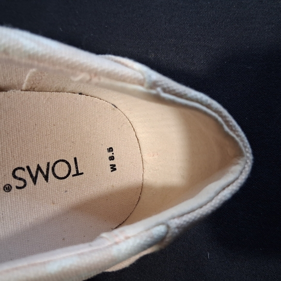 Toms Cream Espadrilles Shimmery Slip-Ons - Picture 8 of 9